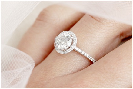10 Tips Membeli Cincin Tunangan (Part 1) 10 Tips Membeli Cincin Tunangan (Part 1)