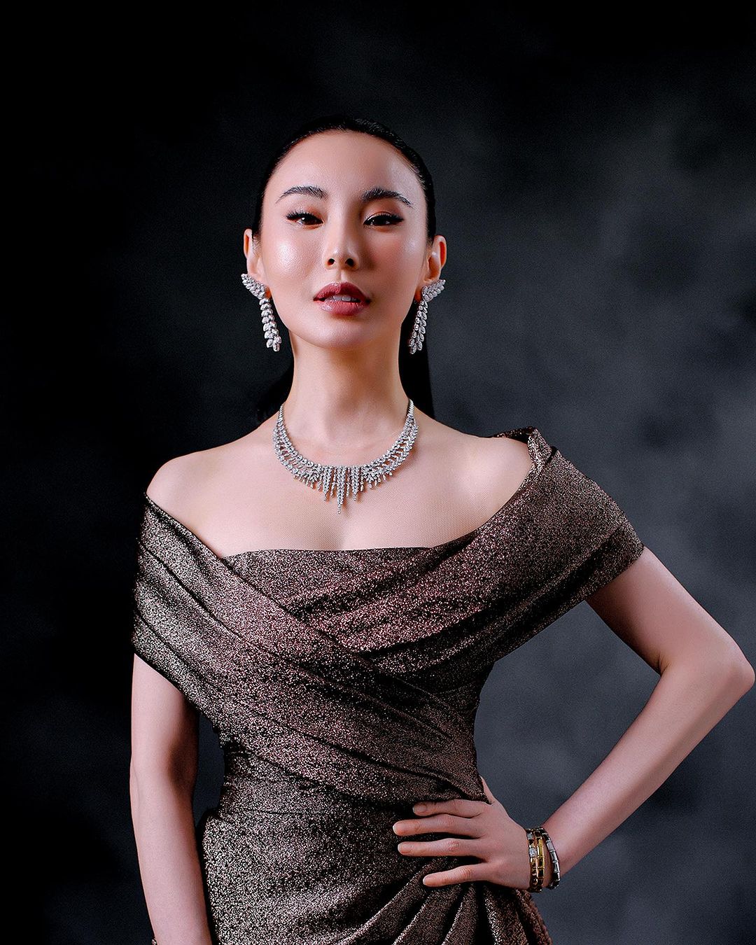 11 Jenis Perhiasan Emas Anting, Mana yang Cocok untuk Passioners? perhiasan emas anting, anting emas, jenis anting, jenis jenis anting, model anting emas, model anting,