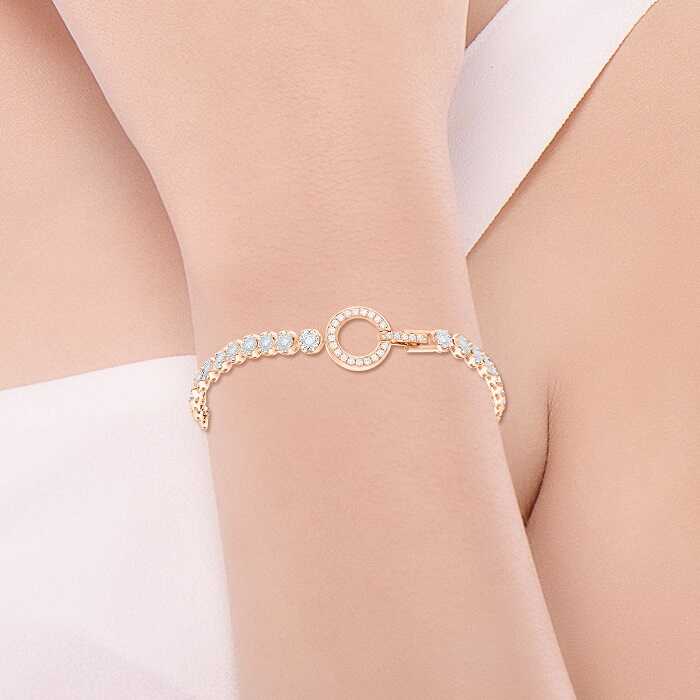 Diamond Bangle B17122