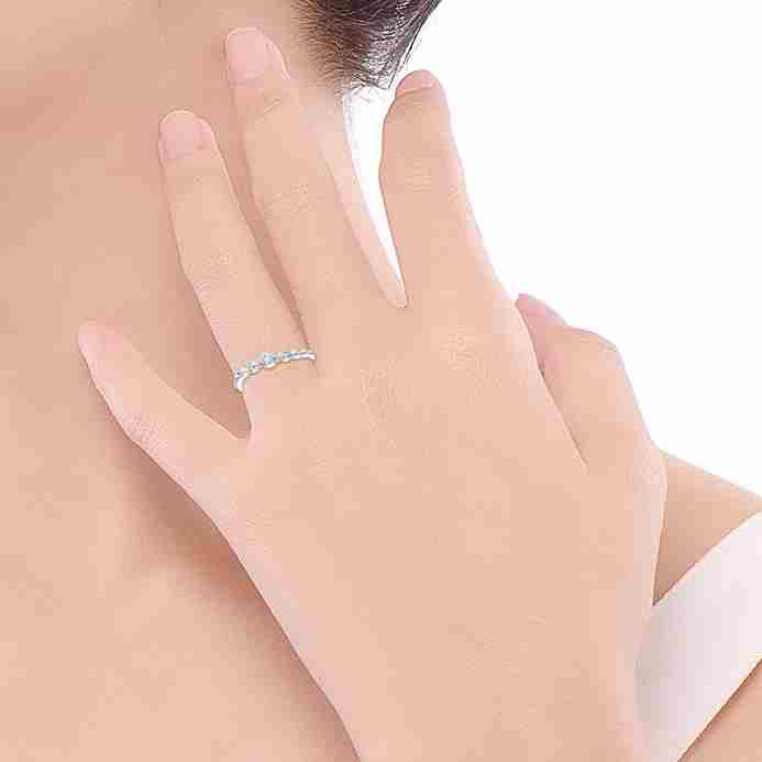 Diamond Ladies Ring R18209