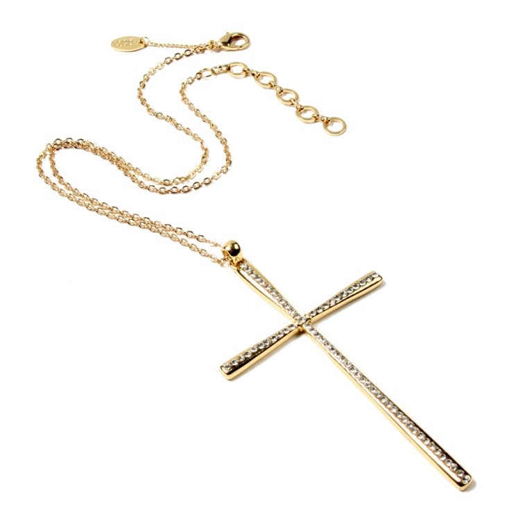 Aksesoris Perhiasan Pelengkap Untuk Kalung Salib di Perayaan Hari Natal