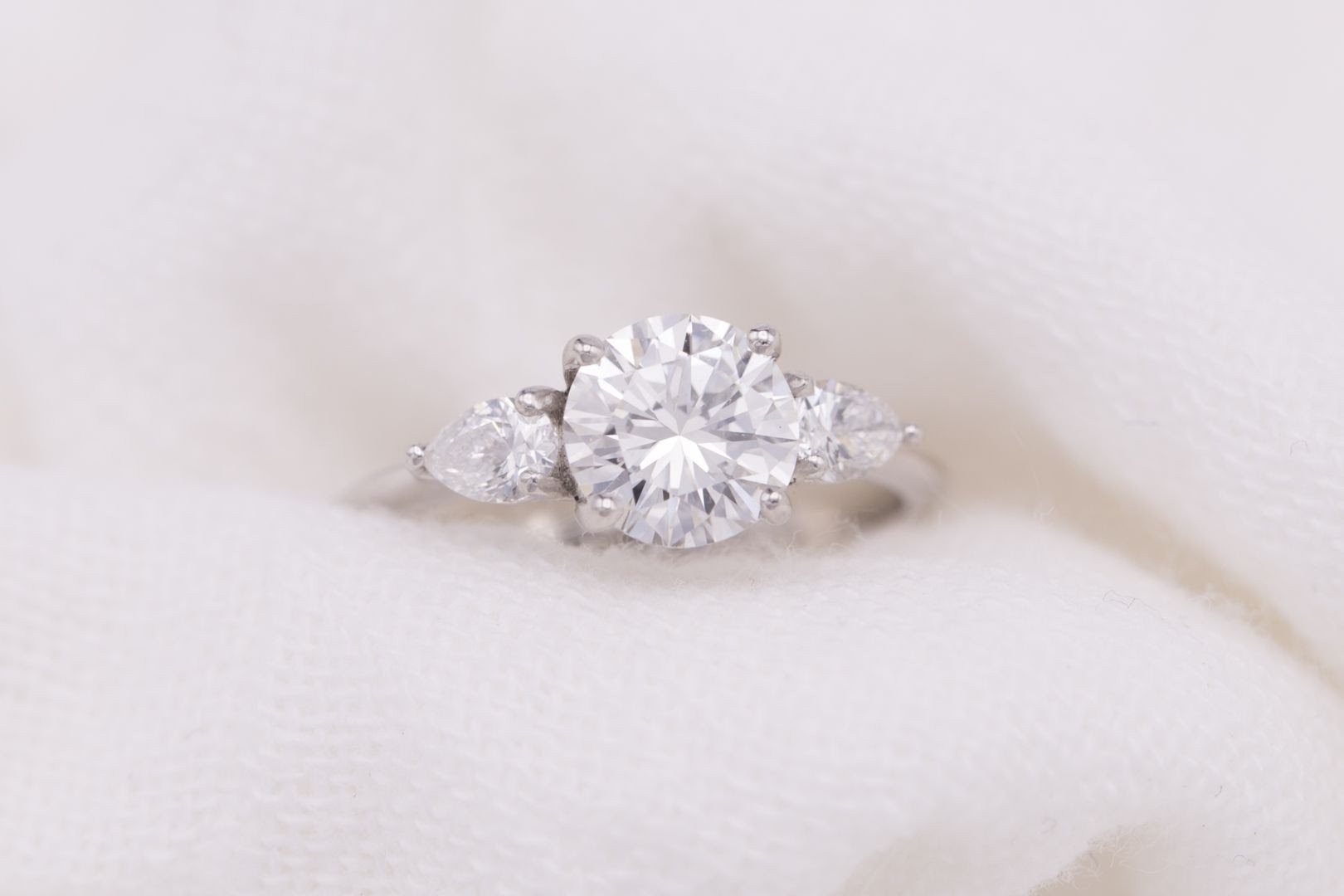 100 Gambar Cincin Kawin Berlian HD Paling Keren 100 Gambar Cincin Kawin Berlian HD Paling Keren