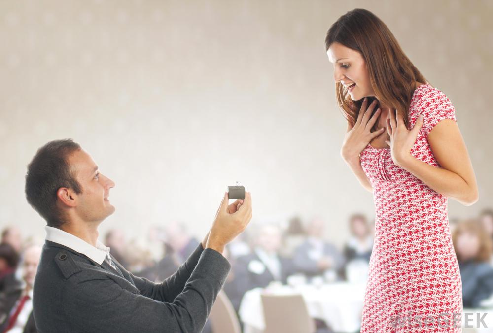 Astaga, Wanita Ini Anggap Cincin Tunangan Seharga 22 Juta Dari Kekasihnya Masih Terlalu Murah!