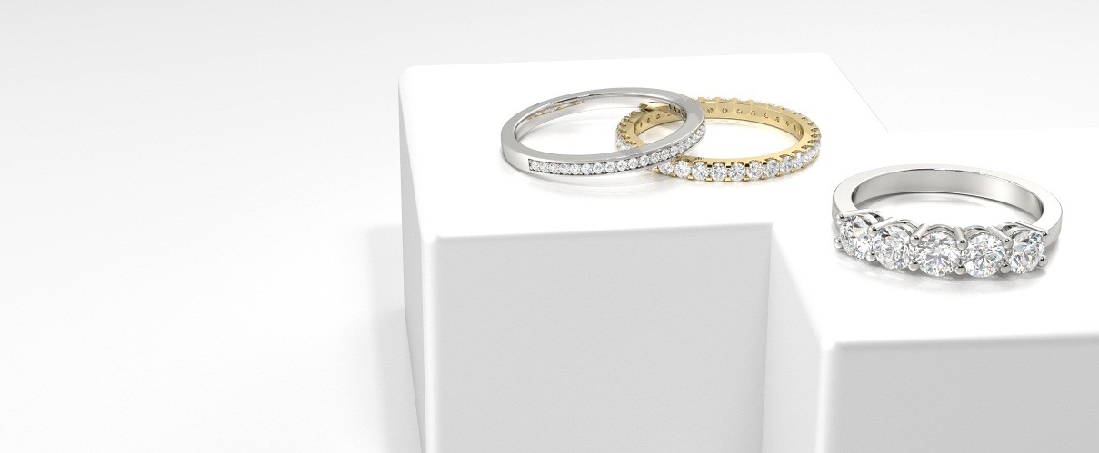 Bagaimana Caranya Memilih Berlian Untuk Cincin Kawin? Bagaimana Caranya Memilih Berlian Untuk Cincin Kawin?
