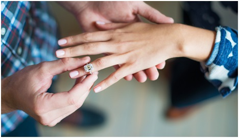 Cara Memilih Cincin Pertunangan, Menurut Jeweler Favorit Instagram, Stephanie Gottlieb (Part 1) Cara Memilih Cincin Pertunangan, Menurut Jeweler Favorit Instagram, Stephanie Gottlieb (Part 1)