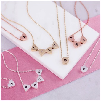 Cara Memilih Kado Kalung Inisial yang Tepat Cara Memilih Kado Kalung Inisial yang Tepat
