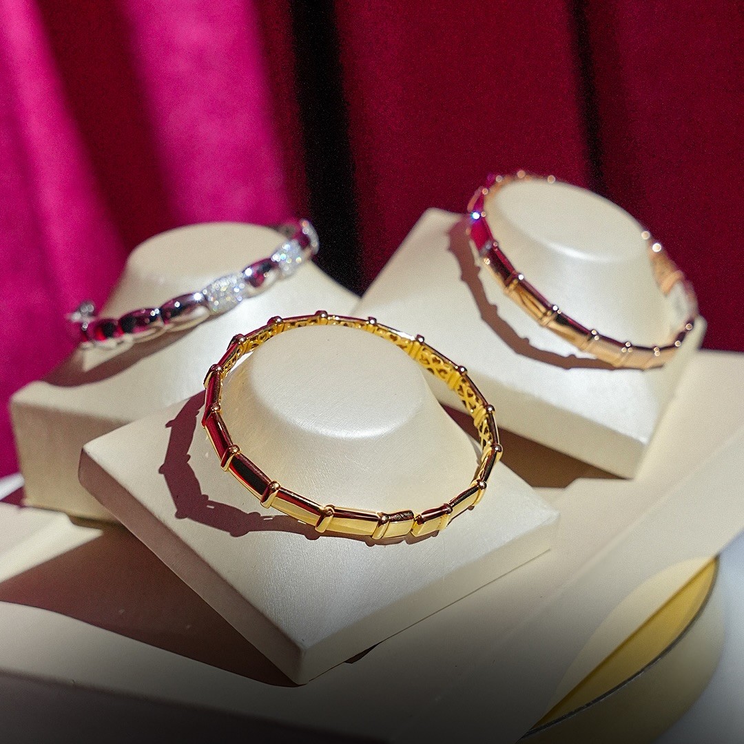 rekomendasi perhiasan emas untuk kekasih, rekomendasi perhiasan emas, perhiasan emas, 