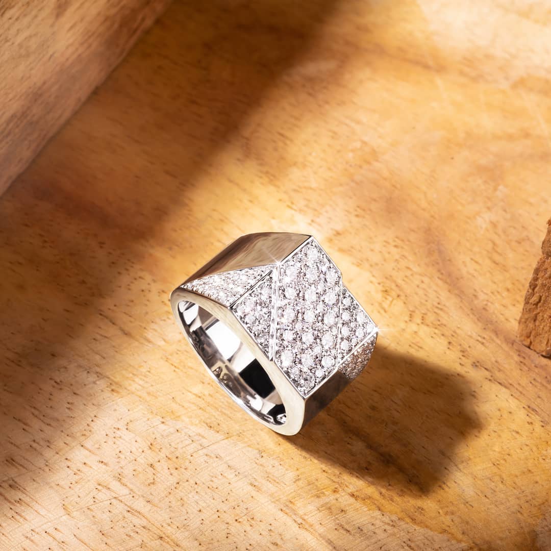 Cincin Berlian untuk Pria, Mewah dan Maskulin cincin berlian, cincin berlian pria,cincin berlian untuk pria, model cincin berlian untuk pria,