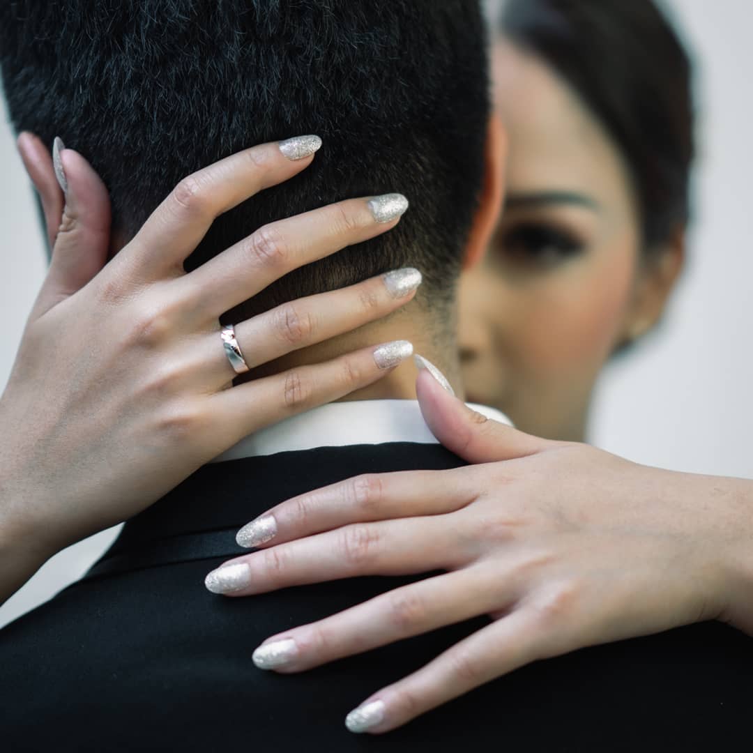 Hal Romantis yang Diinginkan Pria dari Wanita Berdasarkan Love language hal romantis yang diinginkan pria dari wanita, love language, love language adalah, apa itu love language, macam-macam love language,