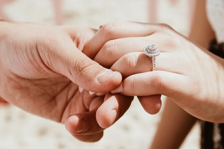 Ini Dia 4 Tips Memilih Cincin Kawin Murah Tanpa Kuras Kantong