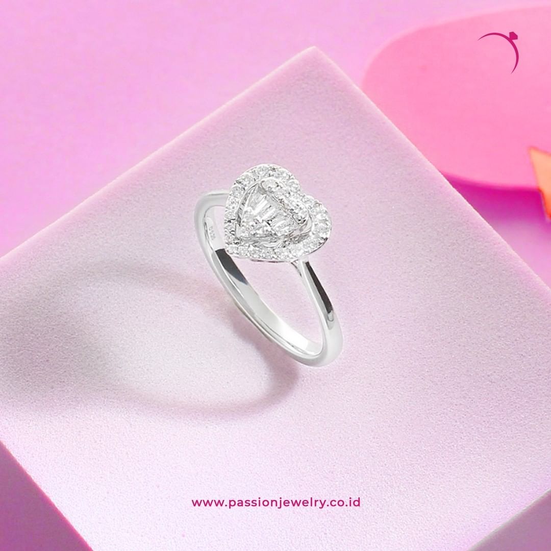 Keunikan Cincin Berlian Love: Simbol Cinta yang Abadi cincin berlian love, cincin berlian,
