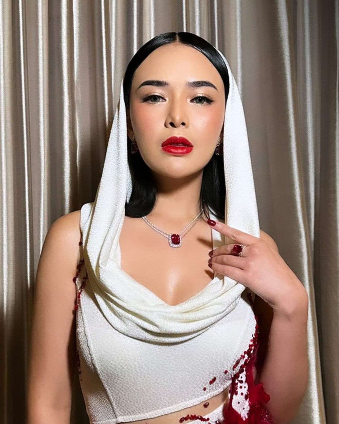 Macam-macam Tipe Batu Ruby dan Rekomendasi Perhiasan yang Cocok untuk Sempurnakan Gaya Passioners tipe batu ruby, batu ruby, perhiasan batu ruby, perhiasan ruby, batu ruby birma, jenis batu ruby,