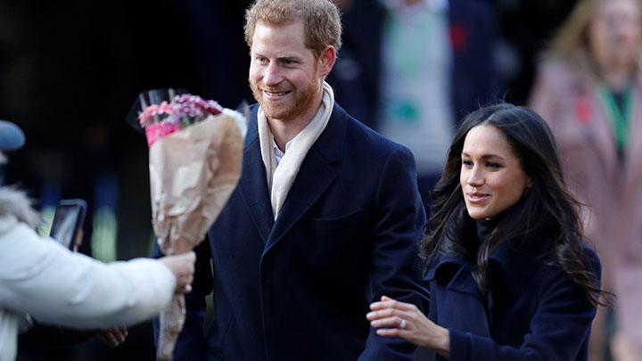 Meghan Markle: Calon Menantu Kerajaan Yang Akan Kenakan Tiara Spencer Ketika Menikah Meghan Markle: Calon Menantu Kerajaan Yang Akan Kenakan Tiara Spencer Ketika Menikah