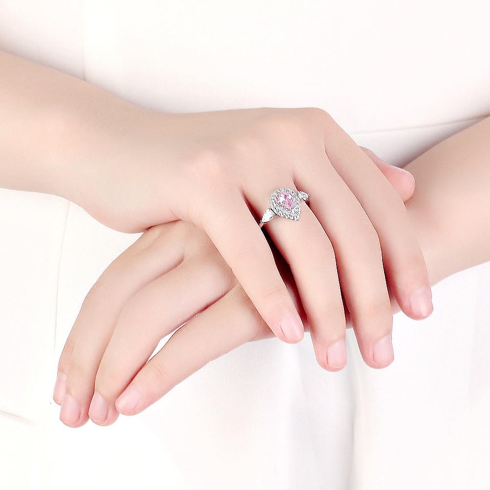 Mengenal Bahan-Bahan Untuk Membuat Cincin Nikah Selain Emas! Mengenal Bahan-Bahan Untuk Membuat Cincin Nikah Selain Emas!