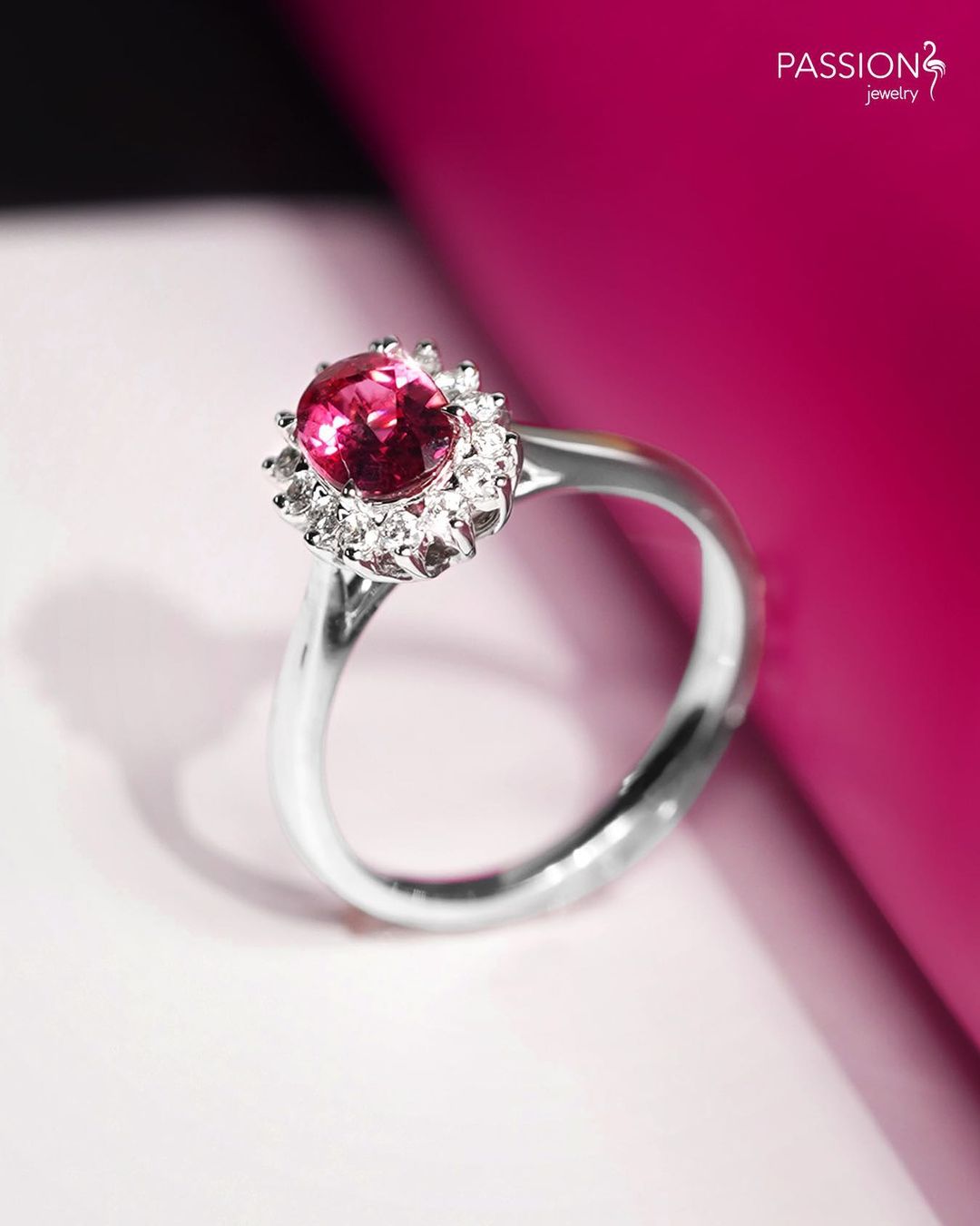 Mengenal Berbagai Batu Permata untuk Cincin Nikah: Makna dan Keindahannya cincin nikah, cincin kawin,