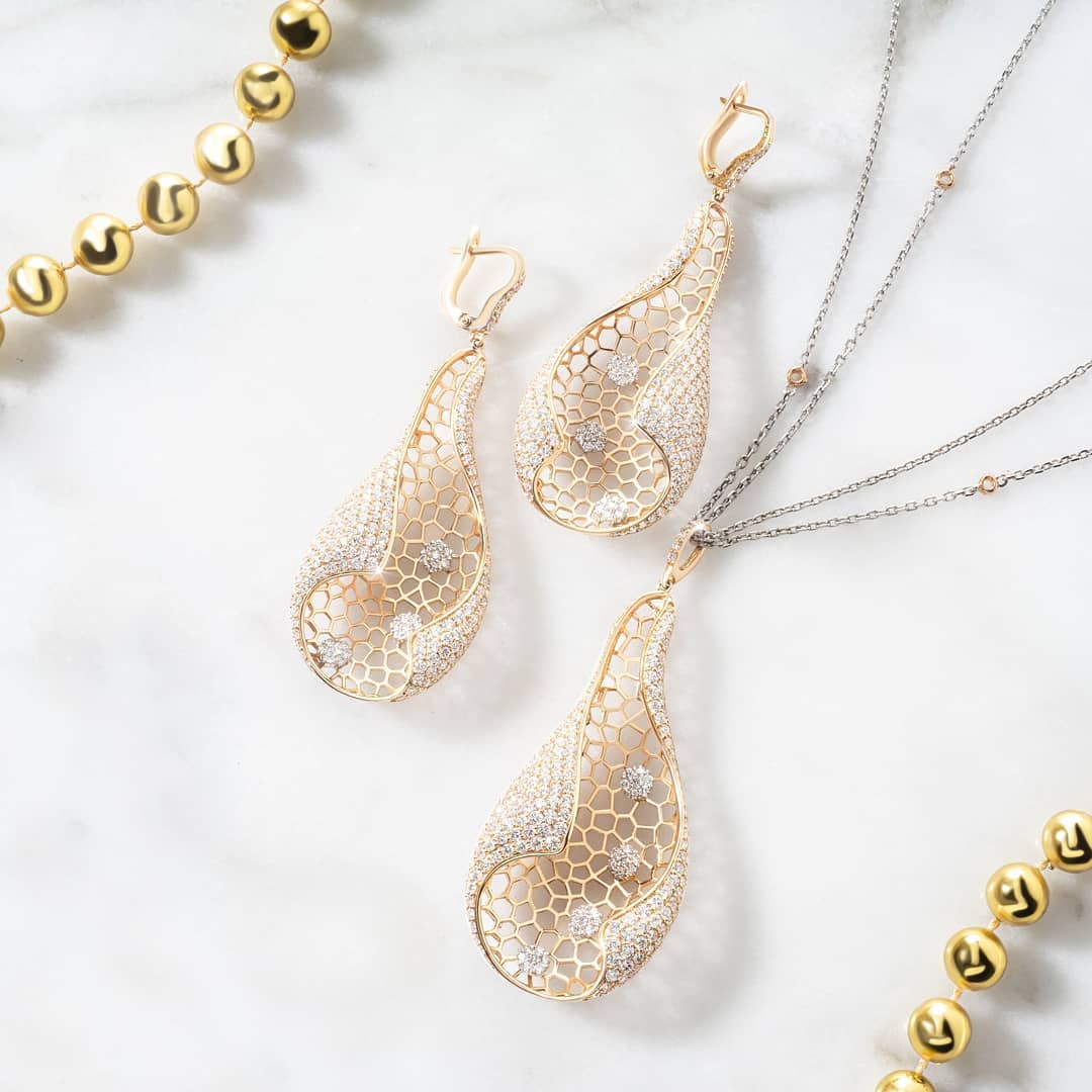 Mengulik Trend Model Anting Rosegold Terbaru, Apa yang Sedang Populer? anting rosegold, anting rose gold, anting emas rose gold, emas rose gold,