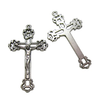 Perbedaan Simbol Cross dan Crucifix