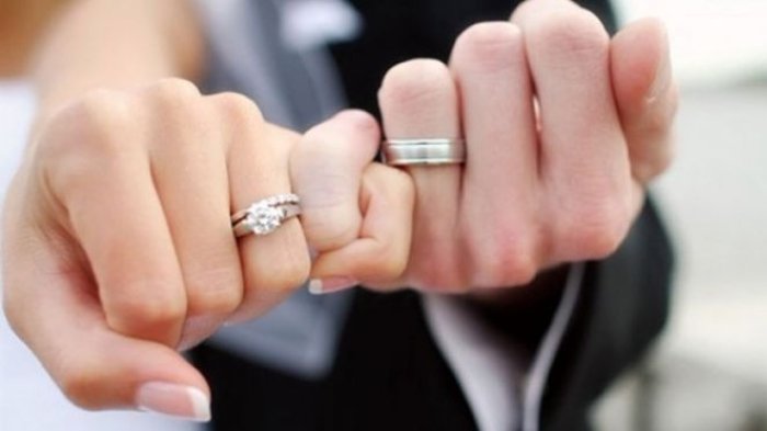 Pertimbangkan Hal Ini Dalam Memilih Cincin Nikah Pertimbangkan Hal Ini Dalam Memilih Cincin Nikah