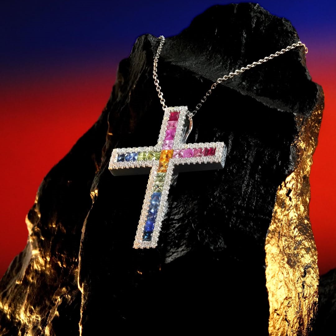 kalung salib, kalung salib pria, kalung salib wanita, kalung salib berlian,