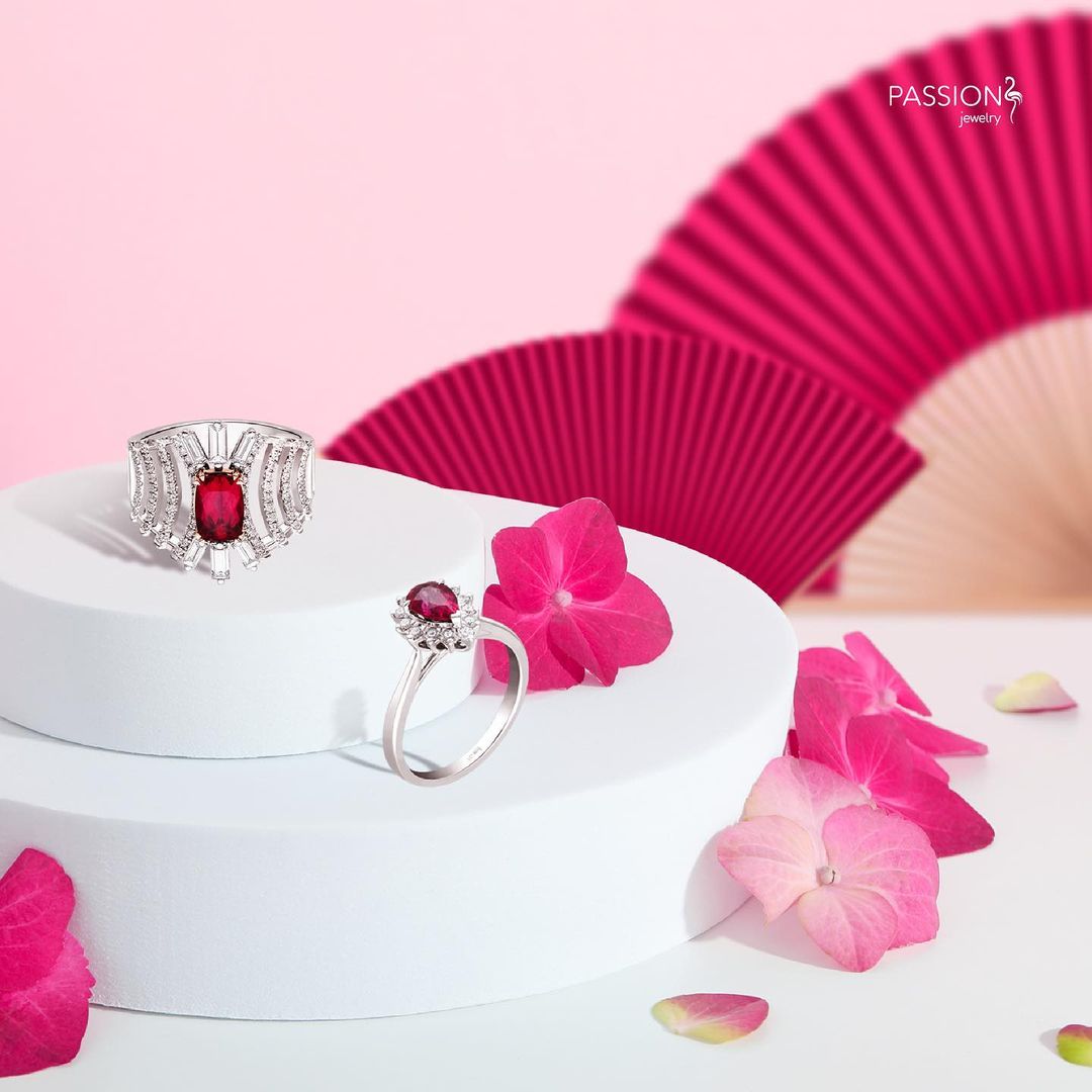 Rekomendasi Cincin Tunangan Permata, Ada Pilihan Apa Saja? cincin tunangan permata, cincin tunangan,
