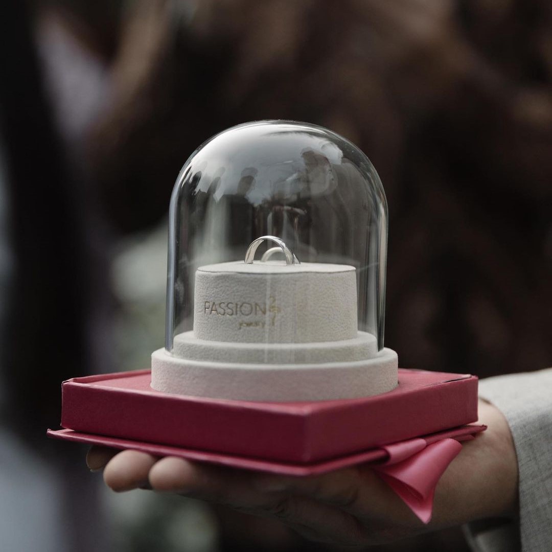 Tips Memilih Band untuk Cincin Nikah Berlian Pria Mewah yang Menawan dan Nyaman cincin nikah berlian pria mewah, cincin nikah pria, cincin nikah untuk pria,