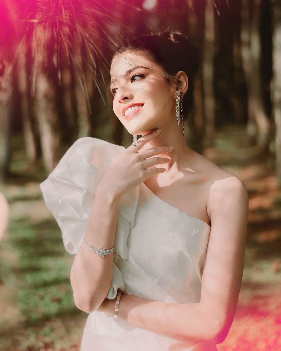 Tips Memilih Bridesmaid dan Groomsmen untuk Acara Pernikahan bridesmaid dan groomsmen, groomsman dan bridesmaid, tugas bridesmaid dan groomsmen, bedanya bridesmaid dan groomsmen,