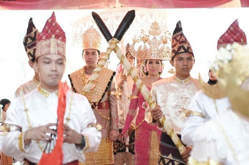 Pernikahan Adat Lampung Pernikahan Adat Lampung